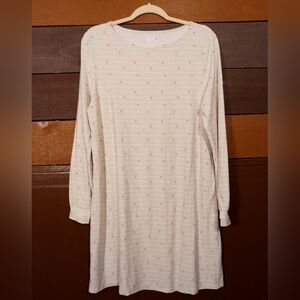 NWT Croft & Barrow Small Adorable long Sleeve Grey Stripes & Hearts Nightgown